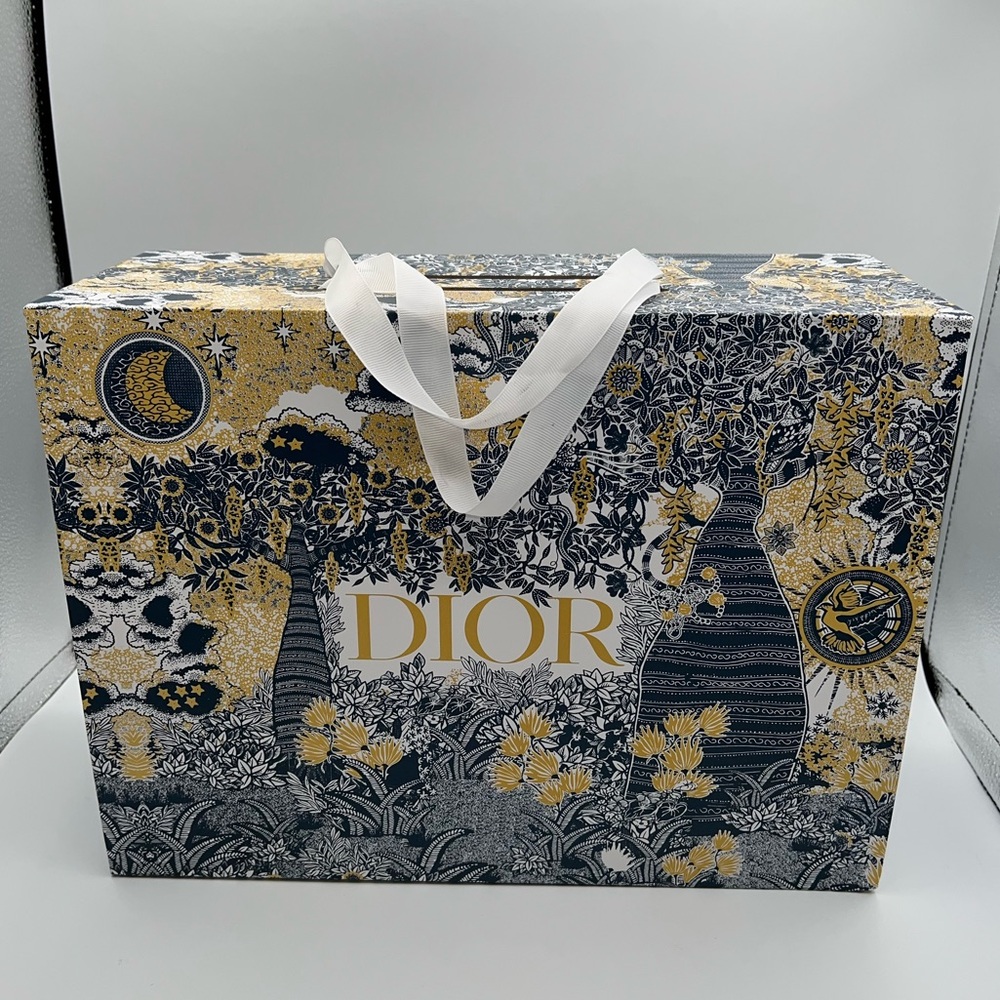 Dior Medium Lady D-Lite Zodiac Toile de Jouy FULL SET!! W/strap, dust bag & box! - Picture 4 of 16